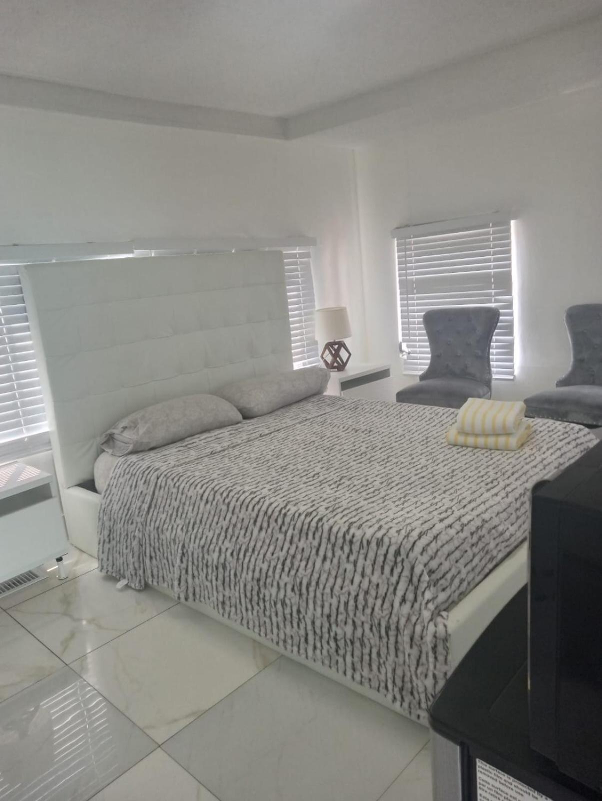 1161 Studio 1 Miami Tamiami المظهر الخارجي الصورة